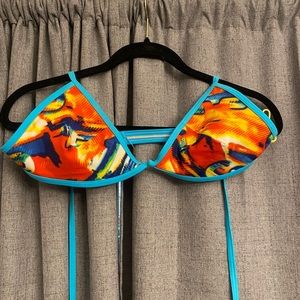 Victoria’s Secret String bikini - 2 bottoms 1 top